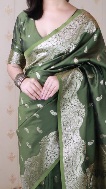 Mehendi Green Banarasi Soft Silk Silver Zari Woven Saree