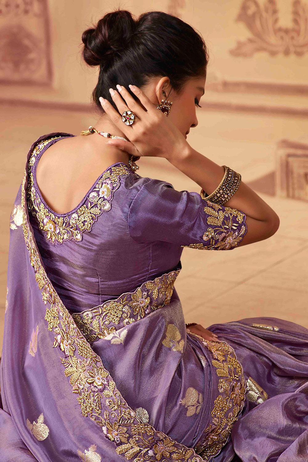 Lavender Jacquard Butti Saree in Viscose with Banglory Silk Blouse